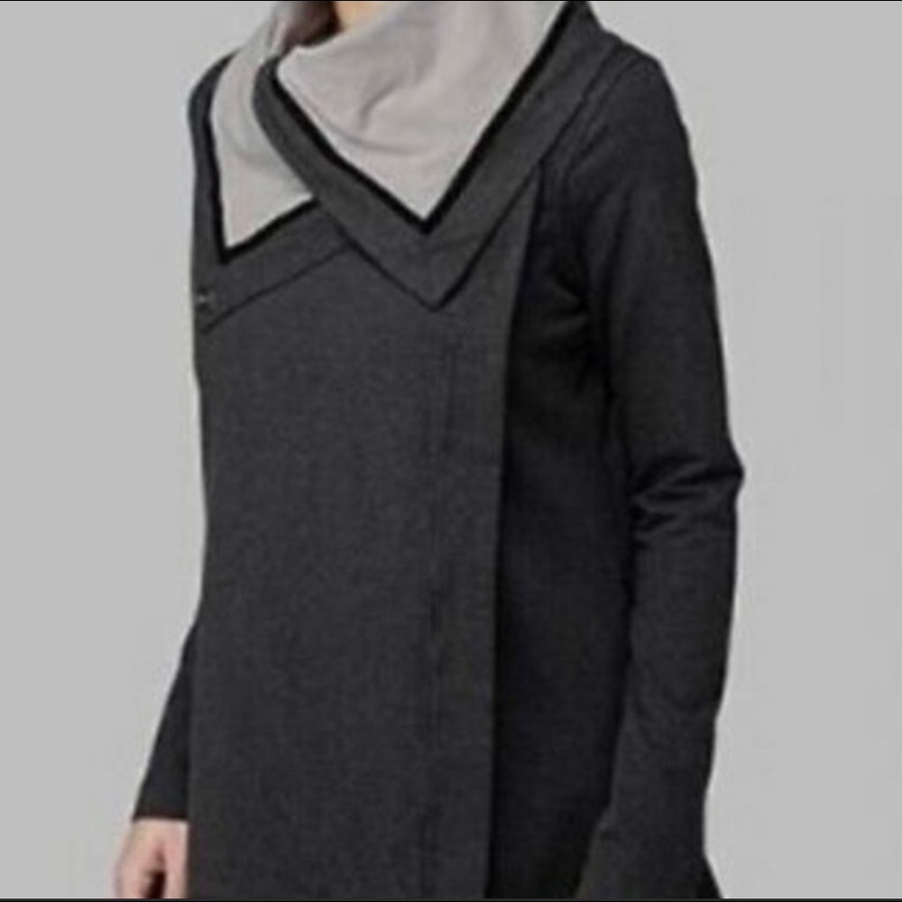 Lululemon heathered charcoal gray dip dye ombré  Savasana Wrap